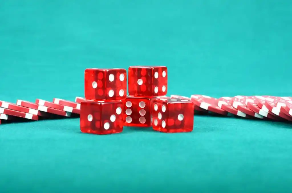 remi1 cara membaca odds taruhan online strategi betting pemain Indonesia